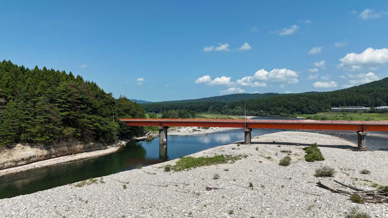 新潟県岩船郡関川村上関 温泉橋塗装塗替工事